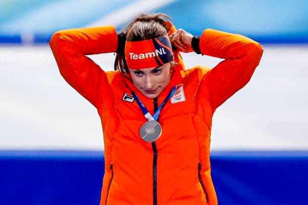 second Femke Kok of the Netherlands smiling during the medal ceremony after Women 1000m, Milano Cortina 2026 Winter Olympics: Day 3, Speed skating, Eisschnelllauf - Milano Cortina 2026 Winter Olympics: Day 3, Milano Speed Skating Stadium, February 9, 2026, Milan, Italy.