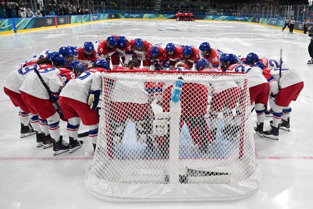 Czech hockey players prior to the women s Ice hockey, Eishockey match of Preliminary Round, Group A: Canada vs Czechia, at the Milano Cortina 2026 Winter Olympic Games, Olympische Spiele, Olympia, OS in Milan, Italy, on February 9, 2026. (CTKxPhoto MichalxKamaryt) CTKPhotoP2026020909886  CTKPhotoP2026020909886