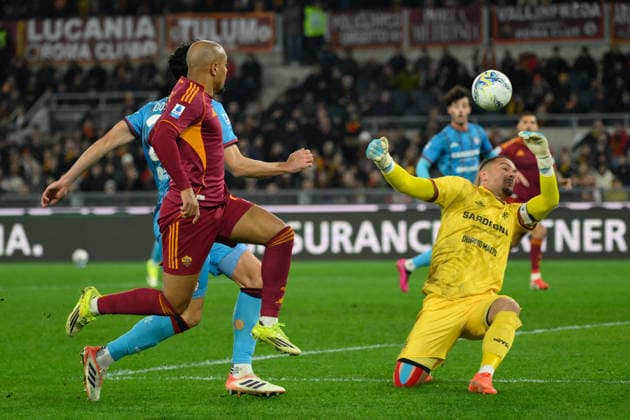 Romaâ??s Donyell Malen goal 1-0 during the Italian Football Championship League A Enilive 2025 2026 match between AS Roma vs Cagliari Calcio at the Olimpic Stadium in Rome on 09 February 2026.  Copyright: xFabrizioxCorradetti IPAxSportx xipa-agency.netx xx IPA_71194840 IPA_Agency_IPA71194840