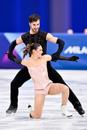 Laurence FOURNIER BEAUDRY & Guillaume CIZERON (FRA), during Ice Dance Rhythm Dance, at the Olympic Winter games, Winterspiele,Spiele, Summer games Milano Cortina 2026, at Milano Ice Skating Arena, on February 9, 2026 in Milan, Italy. Noxthirdxpartyxsales  aflo_319131147