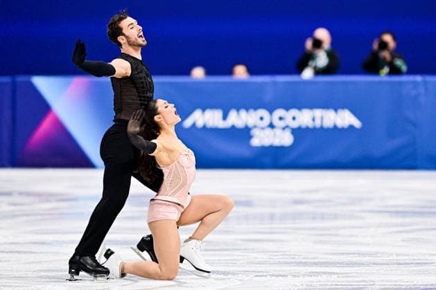 Laurence FOURNIER BEAUDRY & Guillaume CIZERON (FRA), during Ice Dance Rhythm Dance, at the Olympic Winter games, Winterspiele,Spiele, Summer games Milano Cortina 2026, at Milano Ice Skating Arena, on February 9, 2026 in Milan, Italy. Noxthirdxpartyxsales  aflo_319131158