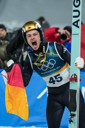 Milano Cortina 2026 Winter Olympics VAL DI FIEMME, ITALY - FEBRUARY 9: Gold medalist Philipp Raimund of Germany celebrates after men s Ski jumping, Skispringen, Ski, nordisch competition on day three of the Milano Cortina 2026 Winter Olympic Games, Olympische Spiele, Olympia, OS at Predazzo Ski Jumping Stadium in Val di Fiemme, Italy on February 9, 2026. Cemal Yurttas Anadolu Val di Fiemme Italy. Editorial use only. Please get in touch for any other usage.  Copyright: x2026xAnadoluxCemalxYurttasx