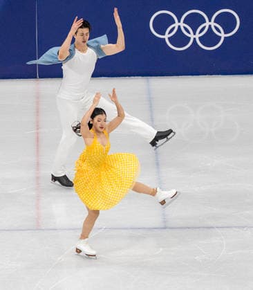 February 9, 2026, Milan, Lombardy, USA: SHIYUE WANG and LIU XINYU of China perform during the Team Event - Ice Dance - Rhythm Dance competition at the Milano Ice Skating Arena for the Milano Cortina 2026 Winter Olympics in Milan, Italy. Milan USA - ZUMAa161 20260209_aaa_a161_074 Copyright: xWalterxG.xArcexSr.x