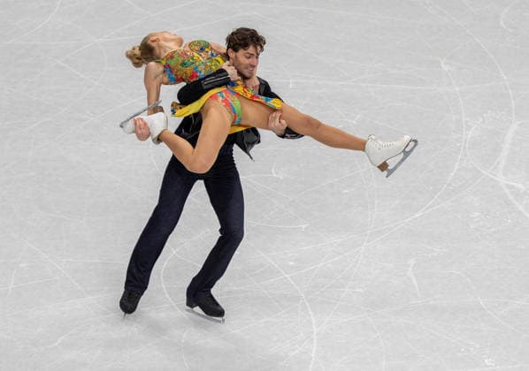 February 9, 2026, Milan, Lombardy, USA: PHEBE BEKKER and JAMES HERNANDEZ of Great Britain perform during the Team Event - Ice Dance - Rhythm Dance competition at the Milano Ice Skating Arena for the Milano Cortina 2026 Winter Olympics in Milan, Italy. Olympics 2026: Milano Cortina: Team Event Ice Dance Rhythm Dance  - ZUMAa161 20260209_aaa_a161_093 Copyright: xWalterxG.xArcexSr.x
