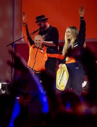 MILAN - Speed skater Jutta Leerdam during the ceremony at TeamNL Huis. Leerdam brought the Netherlands its first gold medal at the Milan Olympic Games, Olympische Spiele, Olympia, OS The 27-year-old skater won the 1000 meters in an Olympic record of 1:12.31 at the Milan Speed skating, Eisschnelllauf Stadium. ROBIN VAN LONKHUIJSEN ANP xVIxANPxSportx xxANPxIVx 550188633 originalFilename: 550188633.jpg