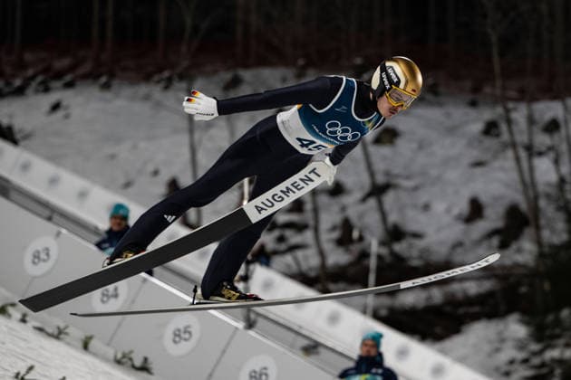 Philipp Raimund ( Deutschland ), Ski jumping, Skispringen, Ski, nordisch Men Normal Hill Milano Cortina 2026 Olympic Games, Olympische Spiele, Olympia, OS 09-02-2026 *** Philipp Raimund Germany , Ski Jumping Men Normal Hill Milano Cortina 2026 Olympic Games 09 02 2026 Copyright: HMBxMedia MarcxNiemeyer