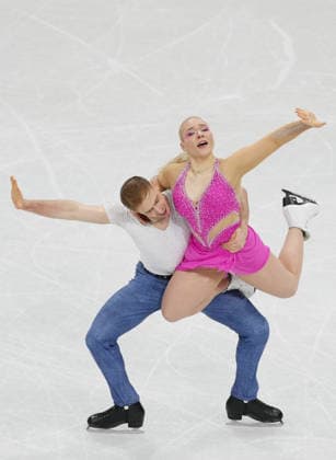 (260209) -- MILAN, Feb. 9, 2026 -- Natalie Taschlerova (R) Filip Taschler of the Czech Republic compete during the rhythm dance of Figure skating, Eiskunstlauf ice dance competition at the Milan-Cortina 2026 Olympic Winter games, Winterspiele,Spiele, Summer games in Milan, Italy, Feb. 9, 2026. ) (MICO2026)ITALY-MILAN-OLYMPIC WINTER GAMES-FIGURE SKATING-ICE DANCE-RHYTHM DANCE XuexYuge 