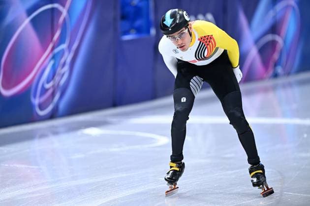 Belgian shorttrack skater Stijn Desmet pictured during the Men 1000m heats in the Short Track Speed skating, Eisschnelllauf competition at the Milano Cortina 2026 Olympic Winter games, Winterspiele,Spiele, Summer games on Tuesday 10 February 2026 in Milan, Italy. The XXV Winter Olympics take place from 6 to 22 February 2026 in Italy. JASPERxJACOBS  x162348157x