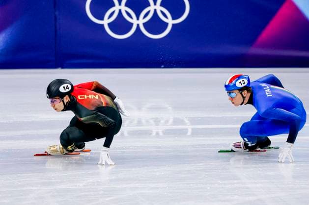 Shaoang Liu of China and Thomas Nadalini of Italy Men s 1000m, Milano Cortina 2026 Winter Olympics: Day 4, Short Track Speed skating, Eisschnelllauf - Milano Cortina 2026 Winter Olympics: Day 4, Milano Speed Skating Stadium, February 10, 2026, Milan, Italy.