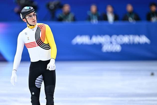 Belgian shorttrack skater Stijn Desmet pictured during the Men 1000m heats in the Short Track Speed skating, Eisschnelllauf competition at the Milano Cortina 2026 Olympic Winter games, Winterspiele,Spiele, Summer games on Tuesday 10 February 2026 in Milan, Italy. The XXV Winter Olympics take place from 6 to 22 February 2026 in Italy. JASPERxJACOBS  x162350057x