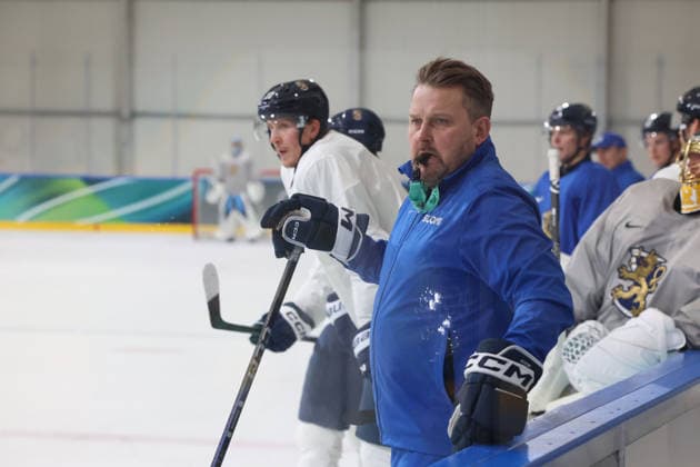 February 10, 2026, Milan, Lombardy, Italy: Coach PENNANEN Antti of Team Finland during menÃ¢â‚¬â ¢s Ice hockey, Eishockey practice during the Milano Cortina 2026 Olympic Winter games, Winterspiele,Spiele, Summer games at Milano Santagiulia Ice Hockey Arena. Olympics 2026: Milano Cortina: Ice Hockey  - ZUMAm117 20260210_oly_m117_013 Copyright: xDavidxMcIntyrex