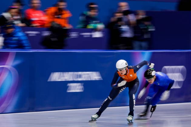 2026-02-10 Short Track Speed skating, Eisschnelllauf - Milano Cortina 2026 Winter Olympics - Day 4 MILAN, ITALY - FEBRUARY 10: A slow shutter speed photograph shows Selma Poutsma of the Netherlands competing in the Mixed Team Relay during Day 4 of Short Track Speed Skating - Milano Cortina 2026 Winter Olympics at Milano Ice Skating Arena on February 10, 2026 in Milan, Italy. (Photo by Joris Verwijst BSR Agency) Milan Italy Content not available for redistribution in The Netherlands directly or indirectly through any third parties. Copyright: xBSRxAgencyx
