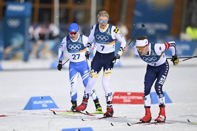 VAL DI FIEMME, ITALIEN 20260210 Finlands Emil Liekari, Sveriges Alvar Myhlback och USA:s Ben Ogden under herrarnas kvartsfinal i sprint under vinter-OS i Val di Fiemme, Italien. *** Bilden ingar i SPORTPAKET. För övriga BETALBILD *** VAL DI FIEMME ITALIEN x10430x *** VAL DI FIEMME, ITALY 20260210 Finlands Emil Liekari, Swedens Alvar Myhlback and USAs Ben Ogden during the mens sprint quarterfinals at the Winter Olympics in Val di Fiemme, Italy Picture in SPORTPAKET For other PAYPICTURE VAL DI FIEMME ITALY x10430x  Copyright: xChristinexOlsson TTx OS 2026 SKIDOR SPRINT