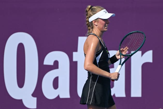Qatar TotalEnergies Open 2026 - Day Three DOHA, QATAR FEBRUARY 10: Magdalena Frech of Poland in action against Ann Li of the United States in the second round on Day Three of the Qatar TotalEnergies Open, part of the Hologic WTA, Tennis Damen Tour, at the Khalifa International Tennis and Squash Complex on February 10, 2026 in Doha, Qatar. Doha Qatar  Copyright: xArturxWidakx originalFilename:widak-qatartot260210_npsBA.jpg
