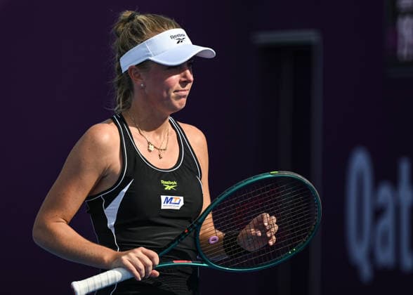 Qatar TotalEnergies Open 2026 - Day Three DOHA, QATAR FEBRUARY 10: Magdalena Frech of Poland in action against Ann Li of the United States in the second round on Day Three of the Qatar TotalEnergies Open, part of the Hologic WTA, Tennis Damen Tour, at the Khalifa International Tennis and Squash Complex on February 10, 2026 in Doha, Qatar. Doha Qatar  Copyright: xArturxWidakx originalFilename:widak-qatartot260210_np9RF.jpg