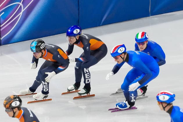2026-02-10 - Milano Cortina 2026 Winter Olympics MILAN, ITALY - FEBRUARY 10: Melle van t Wout of Netherlands, Xandra Velzeboer of Netherlands, Luca Spechenhauser of Italy, Elisa Confortola of Italy performing on the Mixed Team Relay - Quarterfinals during the Milano Cortina 2026 Winter Olympics at the Milano Ice Skating Arena on February 10, 2026 in Milan, Italy Milan Milano Ice Skating Arena Italy Content not available for redistribution in The Netherlands directly or indirectly through any third parties. Copyright: xAndrexWeeningx