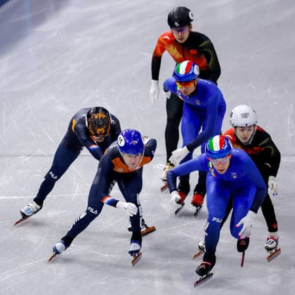 2026-02-10 Short Track Speed skating, Eisschnelllauf - Milano Cortina 2026 Winter Olympics - Day 4 MILAN, ITALY - FEBRUARY 10: Jens van t Wout of the Netherlands, Michelle Velzeboer of the Netherlands competing in the Mixed Team Relay during Day 4 of Short Track Speed Skating - Milano Cortina 2026 Winter Olympics at Milano Ice Skating Arena on February 10, 2026 in Milan, Italy. (Photo by Joris Verwijst BSR Agency) Milan Italy Content not available for redistribution in The Netherlands directly or indirectly through any third parties. Copyright: xBSRxAgencyx