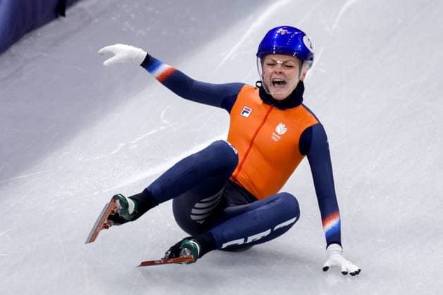 2026-02-10 Short Track Speed skating, Eisschnelllauf - Milano Cortina 2026 Winter Olympics - Day 4 MILAN, ITALY - FEBRUARY 10: Xandra Velzeboer of the Netherlands competing in the Mixed Team Relay during Day 4 of Short Track Speed Skating - Milano Cortina 2026 Winter Olympics at Milano Ice Skating Arena on February 10, 2026 in Milan, Italy. (Photo by Joris Verwijst BSR Agency) Milan Italy Content not available for redistribution in The Netherlands directly or indirectly through any third parties. Copyright: xBSRxAgencyx