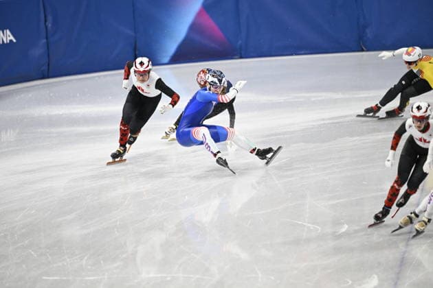 Winter Olympics - Short Track Speed skating, Eisschnelllauf Mixed Team Relay STODDARD Corinne team of USA and and SARAULT Courtney team of Canada during the Mixed relay short track event Milano Cortina 2026 Winter Olympics - Day 6 on February 10, 2026 at the Ice Skating Arena in Milan, Italy. Photo by JMP ABACAPRESS.COM Milan Italy  Copyright: xJMP ABACAx