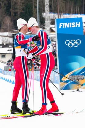 Winter Olympics in Milan Cortina 2026 Val di Fiemme, Italy 20260210. Johannes Hoesflot Klaebo and Oskar Opstad Vike from Norway cheer during the cross-country sprint finals at the Tesero stadium during the Winter Olympics in Milano Cortina 2026. Photo: Lise Aaserud NTB Val di Fiemme Italy EDITORIAL USE ONLY. RESTRICTED USE FOR BETTING COMPANIES Ref:_SPO65biGAJxDw8.jpg *** Winter Olympics in Milan Cortina 2026 Val di Fiemme, Italy 20260210 Johannes Hoesflot Klaebo and Oskar Opstad Vike from Norway cheer during the cross country sprint finals at the Tesero stadium during the Winter Olympics in Milano Cortina 2026 Photo Lise Aaserud NTB Val di Fiemme Italy EDITORIAL USE ONLY RESTRICTED USE FOR BETTING COMPANIES  Copyright: xLisexAserudx xNTBx