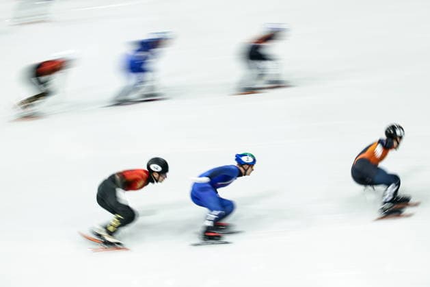 ITALY, MILAN - FEBRUARY 10, 2026: Pietro Sighel of Italy (C front) and Jens van t Wout (R) of the Netherlands and compete in a short track Speed skating, Eisschnelllauf mixed team relay semifinal during the 2026 Winter Olympic Games, Olympische Spiele, Olympia, OS at the Milano Ice Skating Arena 2026 Winter Olympics: Men S 1,000m Short Track Speed Skating Event  - ZUMAt113 20260210_zaa_t113_231 Copyright: xMikhailxTereshchenkox
