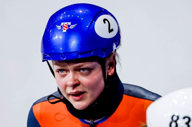 Xandra Velzeboer of the Netherlands looks dejected after Mixed Team Relay Finals, Milano Cortina 2026 Winter Olympics: Day 4, Short Track Speed skating, Eisschnelllauf - Milano Cortina 2026 Winter Olympics: Day 4, Milano Speed Skating Stadium, February 10, 2026, Milan, Italy.