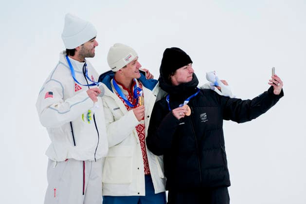 Winter Olympics in Milan Cortina 2026 Livigno, Italy 20260210. Alex Hall from the USA, Birk Ruud from Norway and Luca Harrington from New Zealand on the podium after the freeski slopestyle final during the Winter Olympics in Milano Cortina 2026. Photo: Cornelius Poppe NTB Livigno Italy EDITORIAL USE ONLY. RESTRICTED USE FOR BETTING COMPANIES Ref:_SPOQ4XtGnfNP24.jpg *** Winter Olympics in Milan Cortina 2026 Livigno, Italy 20260210 Alex Hall from the USA, Birk Ruud from Norway and Luca Harrington from New Zealand on the podium after the freeski slopestyle final during the Winter Olympics in Milano Cortina 2026 Photo Cornelius Poppe NTB Livigno Italy EDITORIAL USE ONLY RESTRICTED USE FOR BETTING COMPANIES  Copyright: xCorneliusxPoppex xNTBx