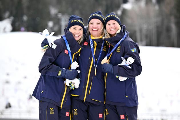 VAL DI FIEMME, ITALY 20260210 Swedish triple: Jonna Sundling, silver, Maja Dahlqvist, bronze, and Linn Svahn, gold, after the women s sprint final during the Winter Olympics in Val di Fiemme, Italy. *** The image is included in the SPORTS PACKAGE. For others PAYMENT IMAGE *** VAL DI FIEMME ITALY x10430x *** VAL DI FIEMME, ITALY 20260210 Swedish triple Jonna Sundling, silver, Maja Dahlqvist, bronze, and Linn Svahn, gold, after the women s sprint final during the Winter Olympics in Val di Fiemme, Italy The image is included in the SPORTS PACKAGE For others PAYMENT IMAGE VAL DI FIEMME ITALY x10430x  Copyright: xChristinexOlsson TTx 2026 OLYMPICS SKIING SPRINT