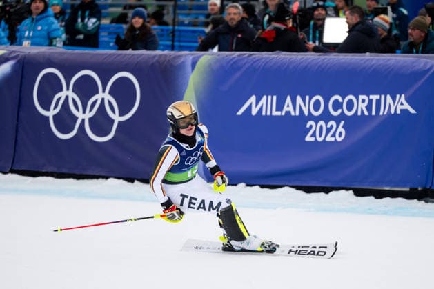 AICHER Emma (Deutschland) jubelt im Ziel ueber die Fuehrung und die moegliche Medaille, ITA, Olympische Spiele Milano Cortina 2026, Olympia, Ski Alpin, Alpine Team Kombination, Slalom Damen, 10.02.2026 ITA, Olympische Spiele Milano Cortina 2026, Olympia, Ski Alpin, Alpine Team Kombination, Slalom Damen, 10.02.2026 Cortina d Ampezzo *** AICHER Emma Germany cheers at the finish about the lead and the possible medal, ITA, Olympic Games Milano Cortina 2026, Olympia, Alpine Skiing, Alpine Team Combined, Slalom Women, 10 02 2026 ITA, Olympic Games Milano Cortina 2026, Olympia, Alpine Skiing, Alpine Team Combined, Slalom Women, 10 02 2026 Cortina d Ampezzo Copyright: xEibner-Pressefoto Memmlerx EP_MMR