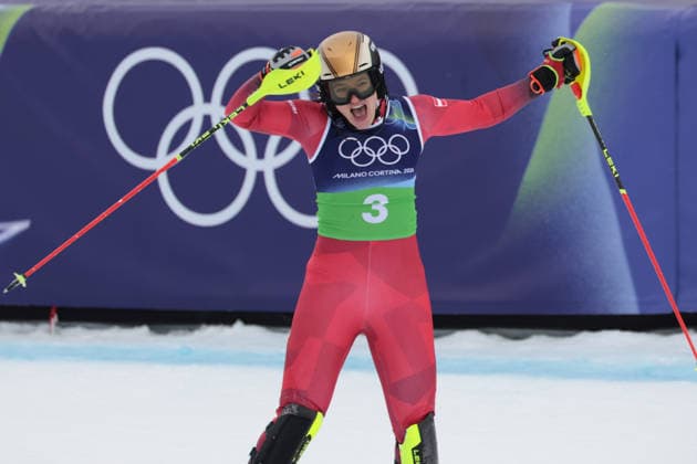 Katharina Huber (AUT) during the Olympic Winter games, Winterspiele,Spiele, Summer games Milano-Cortina 2026, Alpine Skiing Women s Team Combined Slalom on February 10, 2026 at Tofane Alpine Skiing Centre in Cortina D Ampezzo, Italy  Copyright: xLucianoxMariaxBisi IPAxSportx xipa-agency.netx xx IPA_71223306 IPA_Agency_IPA71223306