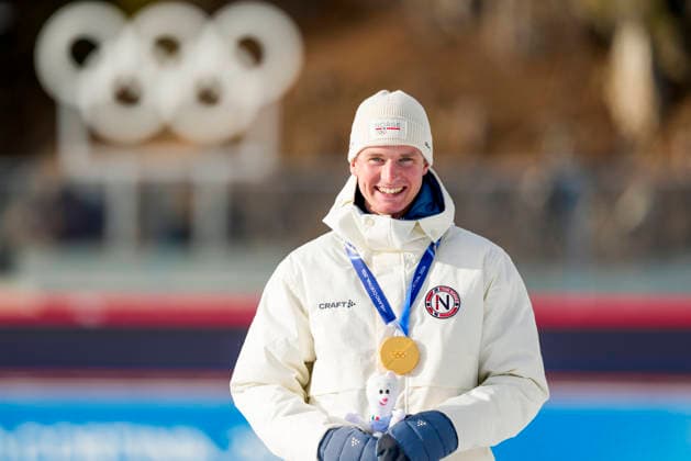 Winter Olympics in Milan Cortina 2026 Anterselva, Italy 20260210. Johan-Olav Botn from Norway with the gold medal after the men s 20km biathlon in Anterselva during the Winter Olympics in Milano Cortina 2026. Photo: Heiko Junge NTB Anterselva Italy EDITORIAL USE ONLY. RESTRICTED USE FOR BETTING COMPANIES Ref:_SPO46Vyk_4ozUo.jpg *** Winter Olympics in Milan Cortina 2026 Anterselva, Italy 20260210 Johan Olav Botn from Norway with the gold medal after the men s 20km biathlon in Anterselva during the Winter Olympics in Milano Cortina 2026 Photo Heiko Junge NTB Anterselva Italy EDITORIAL USE ONLY RESTRICTED USE FOR BETTING COMPANIES  Copyright: xHeikoxJungex xNTBx