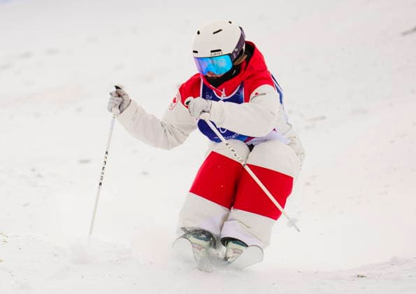 February 10, 2026, Livigno, Italy: Laurianne Desmarais-Gilbert from Sainte-Adele, Que., competes in the women s moguls qualification at the Milano Cortina 2026 Winter Olympic Games, Olympische Spiele, Olympia, OS in Livigno, Italy on Tuesday, Feb. 10, 2026. Canada News - February 10, 2026  - ZUMAc35_ 20260210_zaf_c35_094 Copyright: xSeanxKilpatrickx