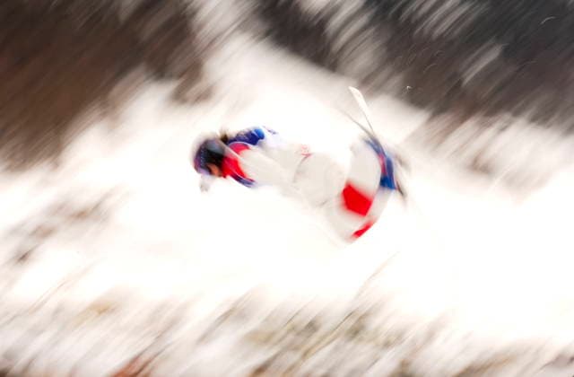 February 10, 2026, Livigno, Italy: Canada s Maia Schwinghammer, from Saskatoon, Sask., takes part in warm up prior to competing in the women s moguls qualification at the Milano Cortina 2026 Winter Olympic Games, Olympische Spiele, Olympia, OS in Livigno, Italy on Tuesday, Feb. 10, 2026. Canada News - February 10, 2026  - ZUMAc35_ 20260210_zaf_c35_095 Copyright: xSeanxKilpatrickx