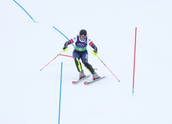 USA s Paula Moltzan skies in the slalom section in the Women s Team combined downhill race at the 2026 Winter Olympics in Cortina, Italy on Tuesday February 10, 2026. Austria won the gold, Germany won the silver and USA won the bronze.  OLY20260210666 HUGOxPHILPOTT