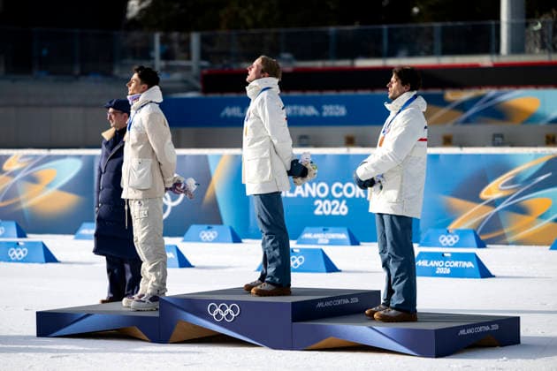 ANTERSELVA, ITALIEN 20260209 Frankrikes Eric Perrot, silver, Norges Johan-Olav Botn, guld, och Norges Sturla Holm Laegreid, brons, pa prispallen efter herrarnas 20km distanslopp i skidskytte under vinter-OS i Milano Cortina. ANTERSELVA ITALIEN x10050x *** ANTERSELVA, ITALY 20260209 Frances Eric Perrot, silver, Norways Johan Olav Botn, gold, and Norways Sturla Holm Laegreid, bronze, on the podium after the mens 20km biathlon distance race at the Milan Winter Olympics Cortina ANTERSELVA ITALY x10050x  Copyright: xPontusxLundahl TTx OS 2026 SKIDSKYTTE DISTANS