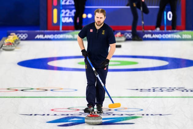 260210 Rasmus Wrana of Sweden ahead of the mixed doubles curling final match during day 4 of the 2026 Winter Olympics on February 10, 2026 in Cortina. Photo: Jon Olav Nesvold BILDBYRAN COP 217 JM0787 bbeng curling Olympic Games, Olympische Spiele, Olympia, OS olympics winter olympics os ol olympiska spel vinter-os olympiske leker milano cortina 2026 milan cortina 2026 milano cortina 2026 olympic games milano cortina 2026 winter olympic games milano cortina-os milano cortina-ol vinter-ol final sverige sweden usa united states *** 260210 Rasmus Wrana of Sweden ahead of the mixed doubles curling final match during day 4 of the 2026 Winter Olympics on February 10, 2026 in Cortina Photo Jon Olav Nesvold BILDBYRAN COP 217 JM0787 bbeng curling olympic games olympics winter olympics os ol olympiska spel vinter os olympiske leker milano cortina 2026 milan cortina 2026 milano cortina 2026 olympic games milano cortina 2026 winter olympic games milano cortina os milano cortina ol vinter ol final sverige sweden usa united states  Copyright: JONxOLAVxNESVOLD BB260210JE086