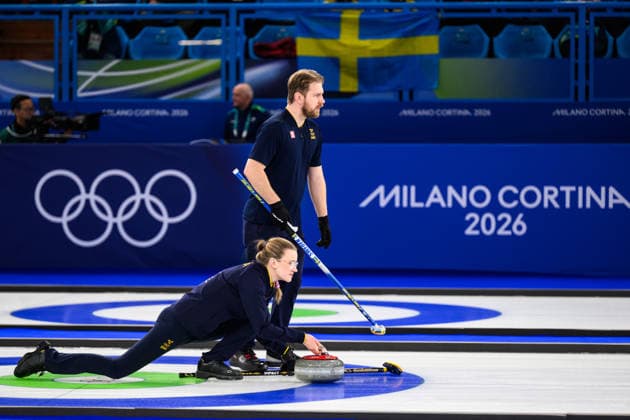 260210 Rasmus Wrana and Isabella Wrana of Sweden compete in the mixed doubles curling final match between Sweden and USA during day 4 of the 2026 Winter Olympics on February 10, 2026 in Cortina. Photo: Jon Olav Nesvold BILDBYRAN COP 217 JM0787 bbeng curling Olympic Games, Olympische Spiele, Olympia, OS olympics winter olympics os ol olympiska spel vinter-os olympiske leker milano cortina 2026 milan cortina 2026 milano cortina 2026 olympic games milano cortina 2026 winter olympic games milano cortina-os milano cortina-ol vinter-ol final sverige sweden usa united states *** 260210 Rasmus Wrana and Isabella Wrana of Sweden compete in the mixed doubles curling final match between Sweden and USA during day 4 of the 2026 Winter Olympics on February 10, 2026 in Cortina Photo Jon Olav Nesvold BILDBYRAN COP 217 JM0787 bbeng curling olympic games olympics winter olympics os ol olympiska spel vinter os olympiske leker milano cortina 2026 milan cortina 2026 milano cortina 2026 olympic games milano cortina 2026 winter olympic games milano cortina os milano cortina ol vinter ol final sverige sweden usa united states  Copyright: JONxOLAVxNESVOLD BB260210JE092