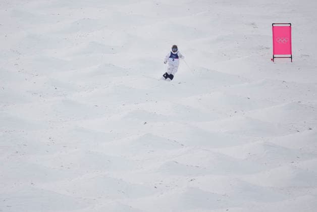 (260210) -- LIVIGNO, Feb. 10, 2026 -- Olivia Giaccio of the United States competes during the freestyle skiing women s moguls qualification at the Milan-Cortina 2026 Olympic Winter games, Winterspiele,Spiele, Summer games in Livigno, Italy, Feb. 10, 2026. ) (MICO2026)ITALY-LIVIGNO-OLYMPIC WINTER GAMES-FREESTYLE SKIING-WOMEN S MOGULS-QUALIFICATION HuxChao 