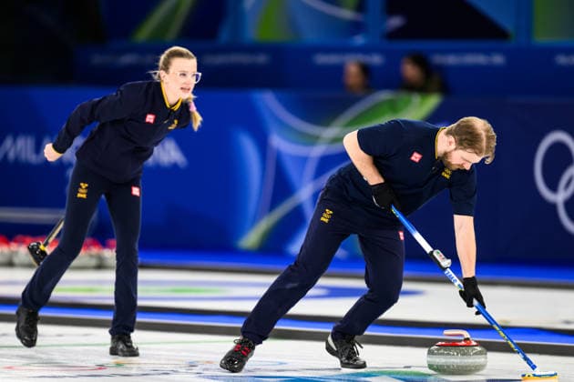 260210 Isabella Wrana and Rasmus Wrana of Sweden compete in the mixed doubles curling final match between Sweden and USA during day 4 of the 2026 Winter Olympics on February 10, 2026 in Cortina. Photo: Jon Olav Nesvold BILDBYRAN COP 217 JM0787 bbeng curling Olympic Games, Olympische Spiele, Olympia, OS olympics winter olympics os ol olympiska spel vinter-os olympiske leker milano cortina 2026 milan cortina 2026 milano cortina 2026 olympic games milano cortina 2026 winter olympic games milano cortina-os milano cortina-ol vinter-ol final sverige sweden usa united states *** 260210 Isabella Wrana and Rasmus Wrana of Sweden compete in the mixed doubles curling final match between Sweden and USA during day 4 of the 2026 Winter Olympics on February 10, 2026 in Cortina Photo Jon Olav Nesvold BILDBYRAN COP 217 JM0787 bbeng curling olympic games olympics winter olympics os ol olympiska spel vinter os olympiske leker milano cortina 2026 milan cortina 2026 milano cortina 2026 olympic games milano cortina 2026 winter olympic games milano cortina os milano cortina ol vinter ol final sverige sweden usa united states  Copyright: JONxOLAVxNESVOLD BB260210JE099