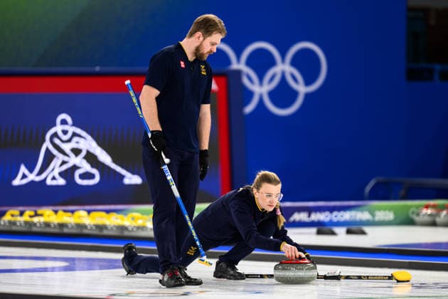 260210 Isabella Wrana and Rasmus Wrana of Sweden compete in the mixed doubles curling final match between Sweden and USA during day 4 of the 2026 Winter Olympics on February 10, 2026 in Cortina. Photo: Jon Olav Nesvold BILDBYRAN COP 217 JM0787 bbeng curling Olympic Games, Olympische Spiele, Olympia, OS olympics winter olympics os ol olympiska spel vinter-os olympiske leker milano cortina 2026 milan cortina 2026 milano cortina 2026 olympic games milano cortina 2026 winter olympic games milano cortina-os milano cortina-ol vinter-ol final sverige sweden usa united states *** 260210 Isabella Wrana and Rasmus Wrana of Sweden compete in the mixed doubles curling final match between Sweden and USA during day 4 of the 2026 Winter Olympics on February 10, 2026 in Cortina Photo Jon Olav Nesvold BILDBYRAN COP 217 JM0787 bbeng curling olympic games olympics winter olympics os ol olympiska spel vinter os olympiske leker milano cortina 2026 milan cortina 2026 milano cortina 2026 olympic games milano cortina 2026 winter olympic games milano cortina os milano cortina ol vinter ol final sverige sweden usa united states  Copyright: JONxOLAVxNESVOLD BB260210JE100