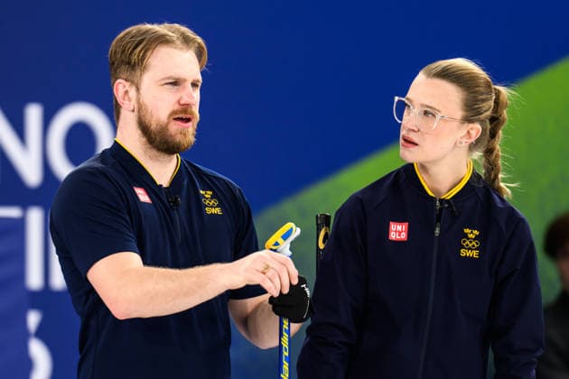 260210 Rasmus Wrana and Isabella Wrana of Sweden compete in the mixed doubles curling final match between Sweden and USA during day 4 of the 2026 Winter Olympics on February 10, 2026 in Cortina. Photo: Jon Olav Nesvold BILDBYRAN COP 217 JM0787 bbeng curling Olympic Games, Olympische Spiele, Olympia, OS olympics winter olympics os ol olympiska spel vinter-os olympiske leker milano cortina 2026 milan cortina 2026 milano cortina 2026 olympic games milano cortina 2026 winter olympic games milano cortina-os milano cortina-ol vinter-ol final sverige sweden usa united states *** 260210 Rasmus Wrana and Isabella Wrana of Sweden compete in the mixed doubles curling final match between Sweden and USA during day 4 of the 2026 Winter Olympics on February 10, 2026 in Cortina Photo Jon Olav Nesvold BILDBYRAN COP 217 JM0787 bbeng curling olympic games olympics winter olympics os ol olympiska spel vinter os olympiske leker milano cortina 2026 milan cortina 2026 milano cortina 2026 olympic games milano cortina 2026 winter olympic games milano cortina os milano cortina ol vinter ol final sverige sweden usa united states  Copyright: JONxOLAVxNESVOLD BB260210JE102