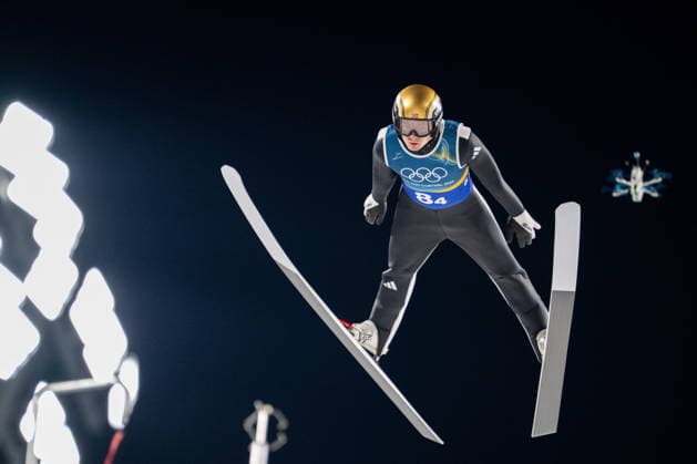 OLYMPICS - Winter Olympic Games, Olympische Spiele, Olympia, OS Milano Cortina 2026 VAL DI FIEMME,ITALY,10.FEB.26 - OLYMPICS, Ski jumping, Skispringen, Ski, nordisch - Winter Olympic Games Milano Cortina 2026, normal hill, mixed team. Image shows Marius Lindvik (NOR).  GEPAxpictures xOliverxLerch
