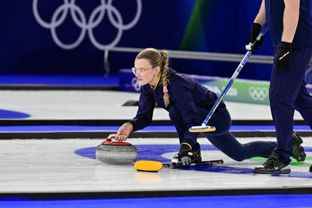 CORTINA, ITALY 20260210 Sweden s Isabella Wrana and Rasmus Wrana during the Olympic final against the USA in mixed curling in Cortina. *** The image is included in the SPORTS PACKAGE. For others PAYMENT IMAGE ** CORTINA ITALY x10030x *** CORTINA, ITALY 20260210 Swedens Isabella Wrana and Rasmus Wrana during the Olympic final against the USA in mixed curling in Cortina The image is included in the SPORTS PACKAGE For others PAYMENT IMAGE CORTINA ITALY x10030x  Copyright: xJonasxEkströmer TTx 2026 OLYMPICS MIXED CURLING FINAL