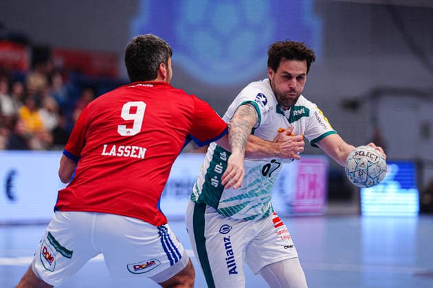 Jacob Lassen (Handball Verein Hamburg, 09), Dean Bombac (SC DHfK Leipzig, 67) GER, Handball Sport Verein Hamburg vs. SC DHfK Leipzig, Handball, 1. Bundesliga, Spieltag 20, Saison 2025 2026, 10.02.2026 GER, Handball Sport Verein Hamburg vs. SC DHfK Leipzig, Handball, 1. Bundesliga, Spieltag 20, Saison 2025 2026, 10.02.2026 Hamburg Copyright: xEibner-Pressefoto MarcelxvonxFehrnx EP_MFN