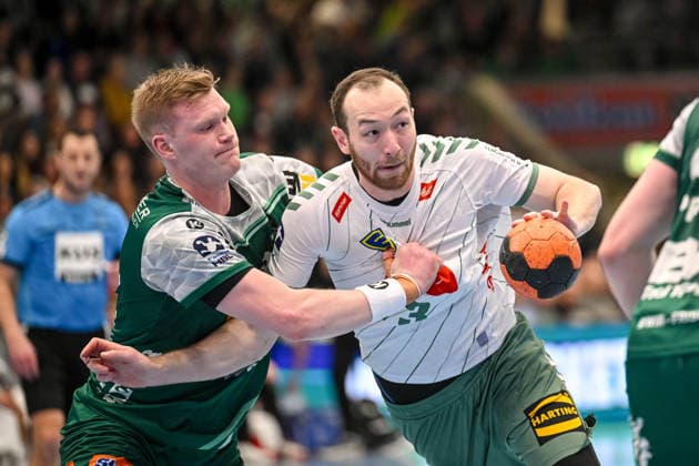 Goeppingen, Deutschland, 10.02.26: Ymir Oern Gislason (FRISCH AUF! Goeppingen) und Alexander Weck (GWD Minden) im Zweikampf waehrend des Daikin Handball Bundesliga Spiels zwischen FRISCH AUF! Goeppingen vs GWD Minden in der EWS Arena am 10. Februar 2026 in Goeppingen, Deutschland. (Foto von Harry Langer DeFodi Images) Goeppingen, Germany, 10.02.26: Ymir Oern Gislason (FRISCH AUF! Goeppingen) und Alexander Weck (GWD Minden) battle for the ball during the Daikin Handball Bundesliga match between FRISCH AUF! Goeppingen vs GWD Minden at EWS Arena on February 10, 2026 in Goeppingen, Germany. (Photo by Harry Langer DeFodi Images) (Photo by Harry Langer DeFodi Images) -