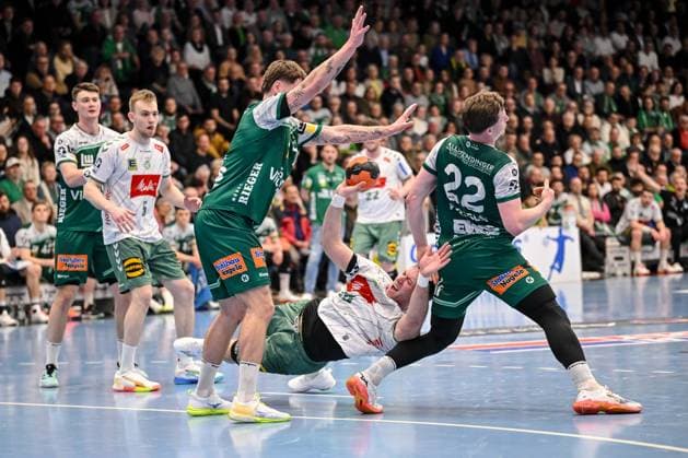 Goeppingen, Deutschland, 10.02.26: Tom Bergner (GWD Minden) und Erik Persson (FRISCH AUF! Goeppingen) im Zweikampf waehrend des Daikin Handball Bundesliga Spiels zwischen FRISCH AUF! Goeppingen vs GWD Minden in der EWS Arena am 10. Februar 2026 in Goeppingen, Deutschland. (Foto von Harry Langer DeFodi Images) Goeppingen, Germany, 10.02.26: Tom Bergner (GWD Minden) und Erik Persson (FRISCH AUF! Goeppingen) battle for the ball during the Daikin Handball Bundesliga match between FRISCH AUF! Goeppingen vs GWD Minden at EWS Arena on February 10, 2026 in Goeppingen, Germany. (Photo by Harry Langer DeFodi Images) (Photo by Harry Langer DeFodi Images) -