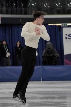 Maxim Naumov of United States performs his routine during the Men s Single Short Program Figure skating, Eiskunstlauf competition at the Milano Figure Skating Arena in Milan, Italy on Tuesday, February 10, 2026.  OLY20260210182 RichardxEllis