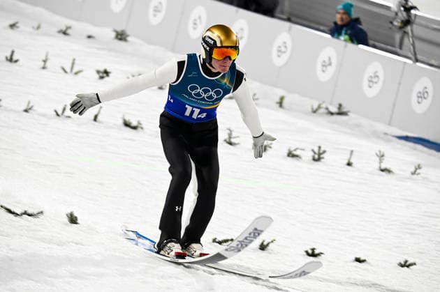 LKS 20260210 Domen Prevc of Slovenia during the Ski jumping, Skispringen, Ski, nordisch Mixed Team event at the Milano Cortina Winter Olympics at the Predazzo Ski Jumping Stadium on February 10, 2026. - MARKKU ULANDER Tesero Italy pDp8rnkaX4U  Copyright: xMarkkuxUlanderx pDp8rnkaX4U