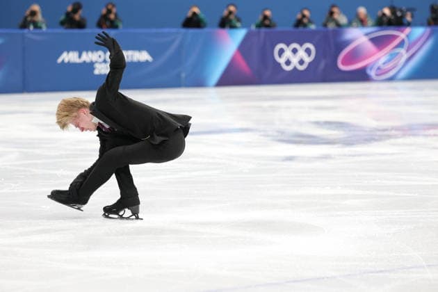 Winter Olympics - Men s Single Skating - Short Program Stephen Gogolev of Team Canada competes in Men s Single Skating - Short Program on day four of the Milano Cortina 2026 Winter Olympic Games, Olympische Spiele, Olympia, OS at Milano Ice Skating Arena on February 10, 2026 in Milan, Italy. Photo by Alexis Jumeau ABACAPRESS.COM Milan Italy  Copyright: xJumeauxAlexis ABACAx