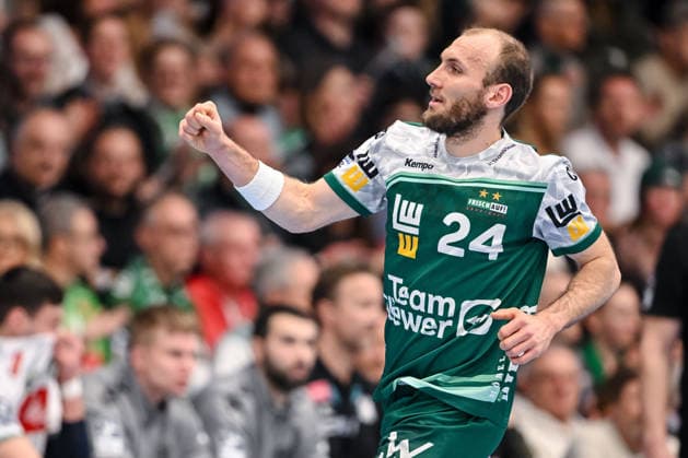 Goeppingen, Deutschland, 10.02.26: Marcel Schiller (FRISCH AUF! Goeppingen) gestikuliert, gestik waehrend des Daikin Handball Bundesliga Spiels zwischen FRISCH AUF! Goeppingen vs GWD Minden in der EWS Arena am 10. Februar 2026 in Goeppingen, Deutschland. (Foto von Harry Langer DeFodi Images) Goeppingen, Germany, 10.02.26: Marcel Schiller (FRISCH AUF! Goeppingen) gestures during the Daikin Handball Bundesliga match between FRISCH AUF! Goeppingen vs GWD Minden at EWS Arena on February 10, 2026 in Goeppingen, Germany. (Photo by Harry Langer DeFodi Images) (Photo by Harry Langer DeFodi Images) -